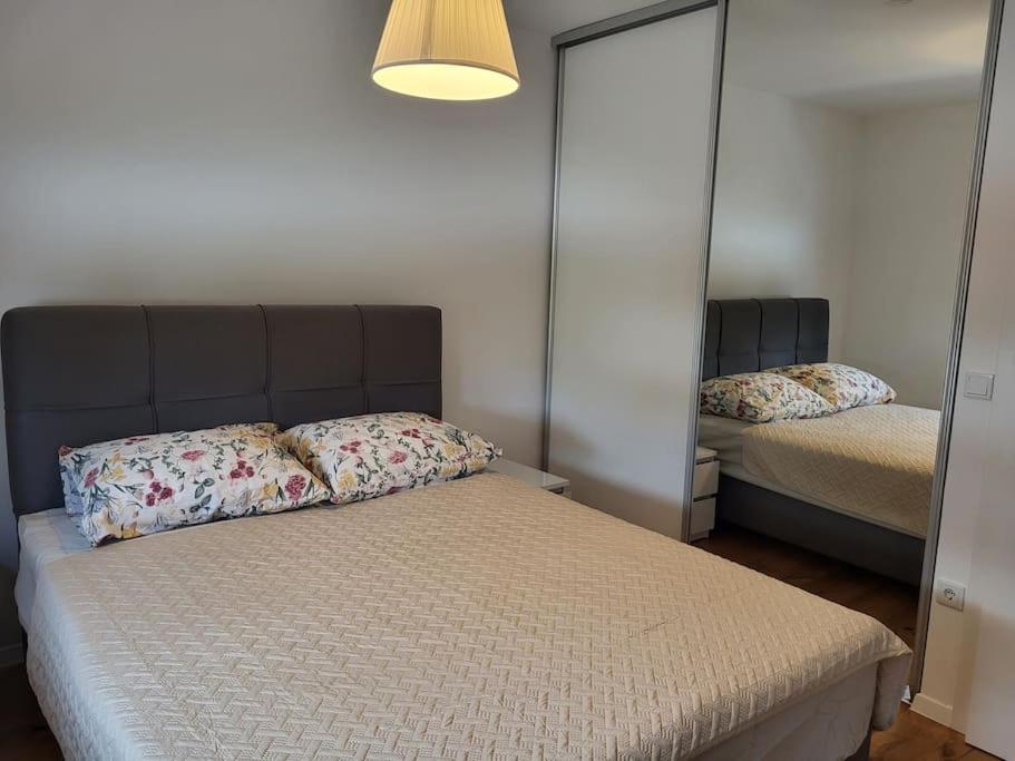Novoureden Stan Apartment Velika Gorica Bagian luar foto