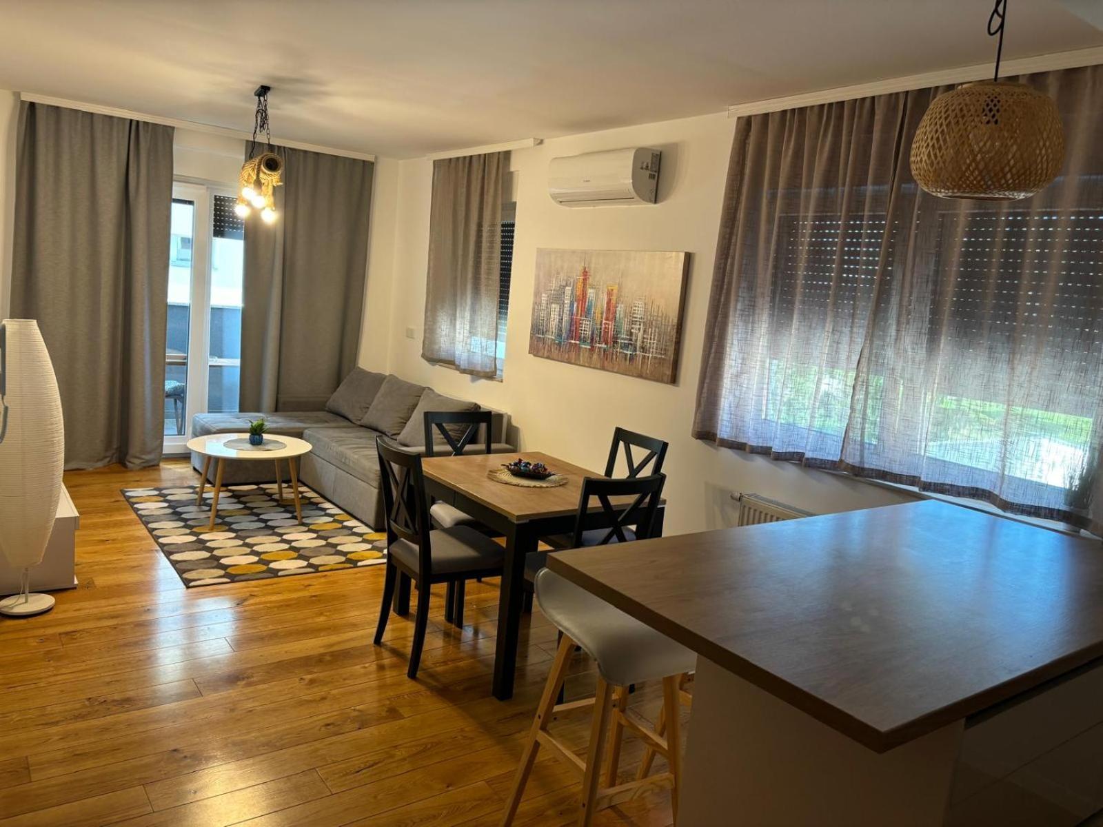 Novoureden Stan Apartment Velika Gorica Bagian luar foto